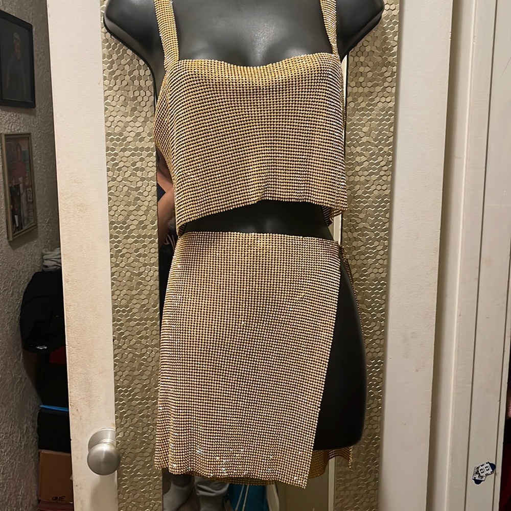 Gild chain skirt set